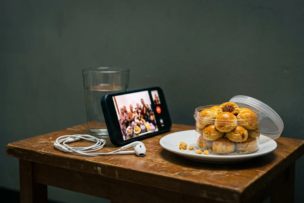 Kisah Sedih: Lebaran di Perantauan karena Gak Dapat Tiket, Gimana Biar Gak Kesepian?